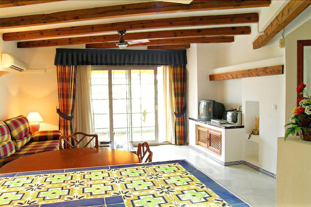 Ona Aldea Del Mar Aparthotel Torrevieja Bagian luar foto