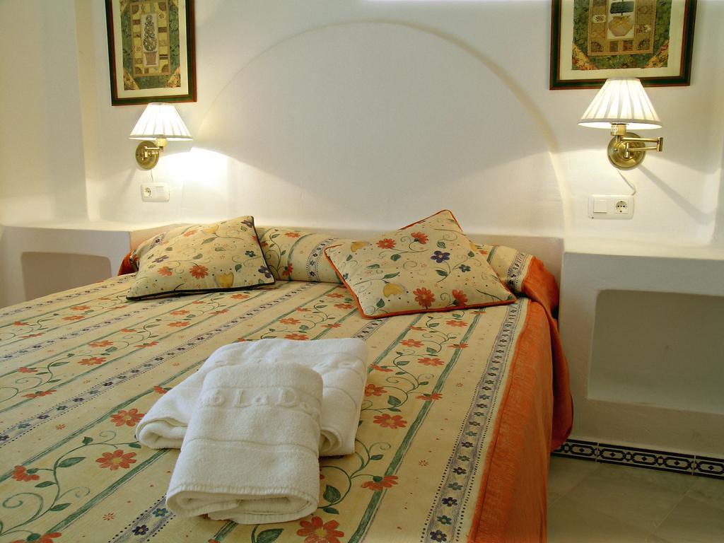 Ona Aldea Del Mar Aparthotel Torrevieja Bagian luar foto