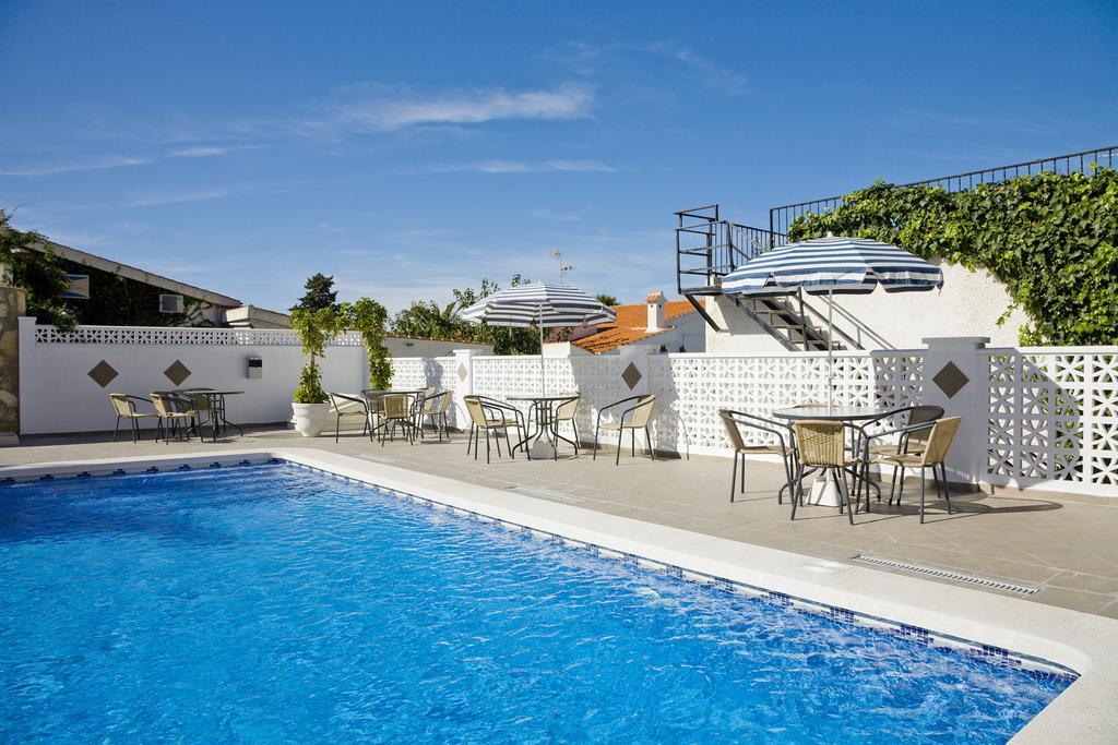 Ona Aldea Del Mar Aparthotel Torrevieja Bagian luar foto