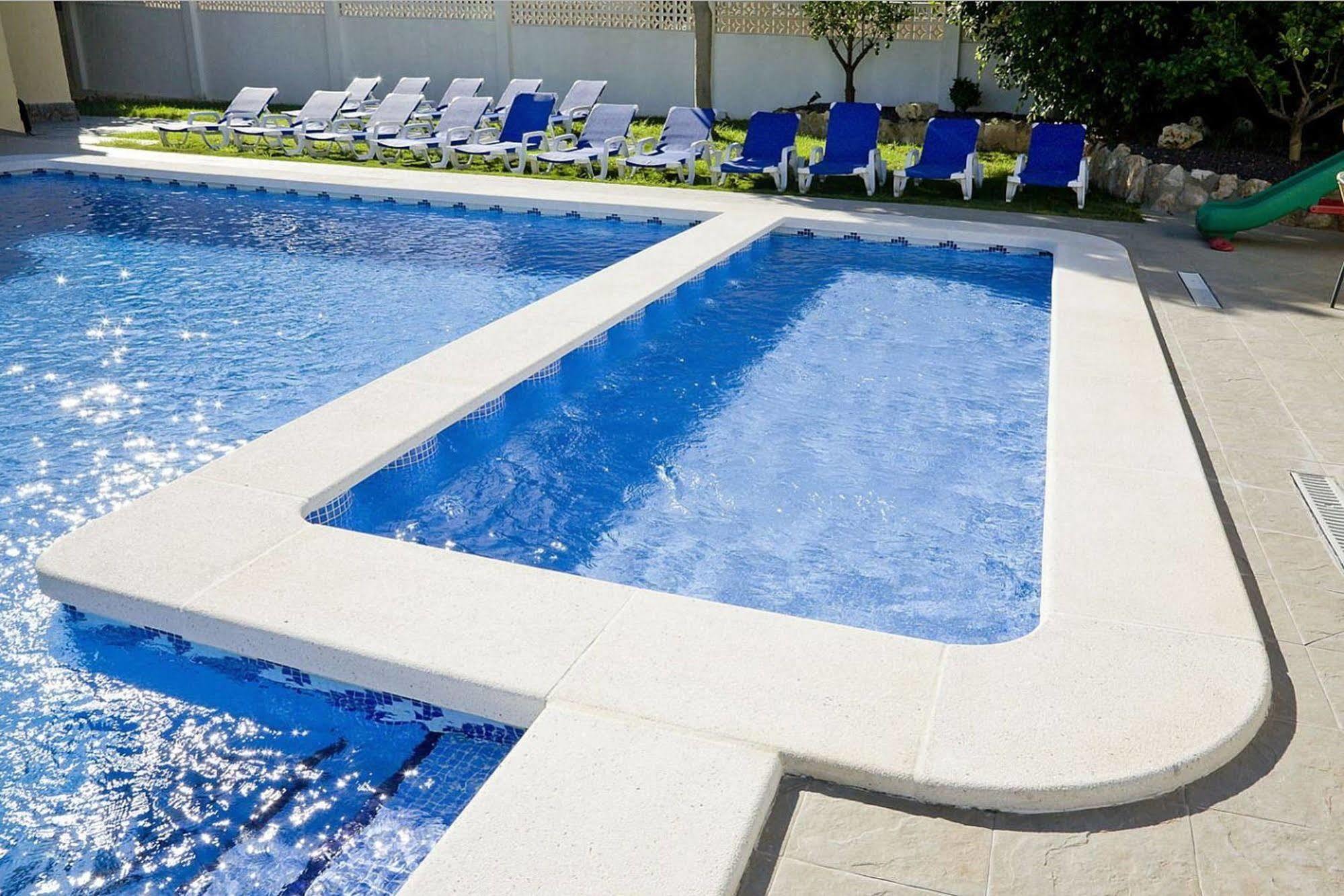 Ona Aldea Del Mar Aparthotel Torrevieja Bagian luar foto